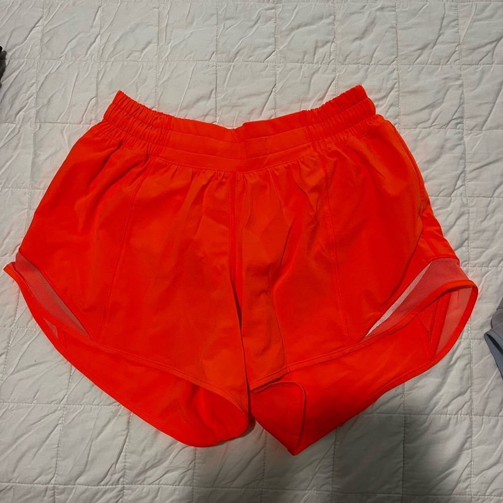 Hotty Hot Lululemon Shorts- 4” inseam